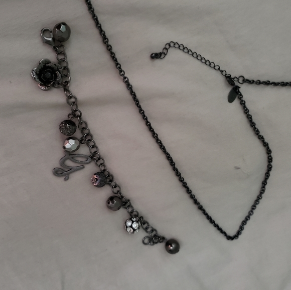 Jewelry - Picture 3 of 3